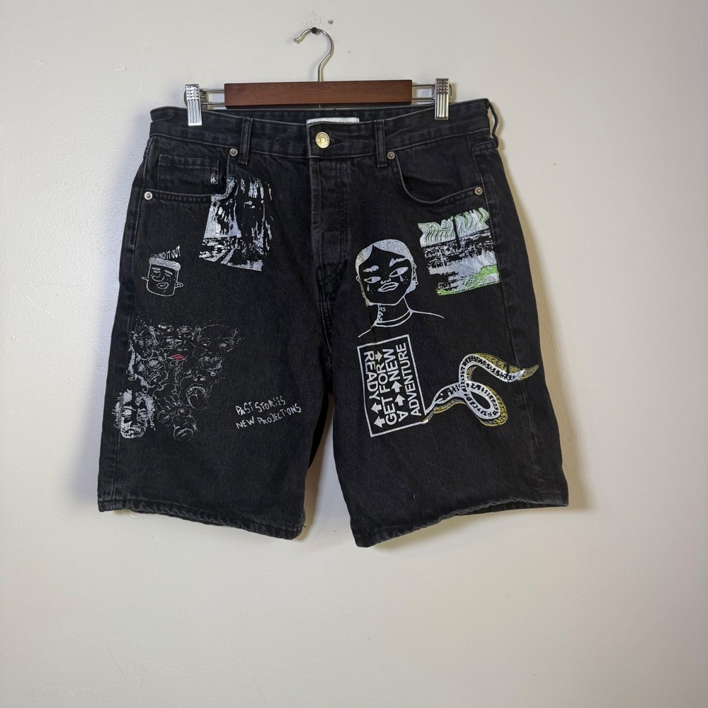 Zara Radical Variation Graphic Print Denim Shorts Size 32 Black